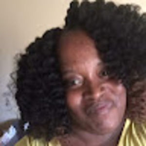 Meet your Posher, Yolanda